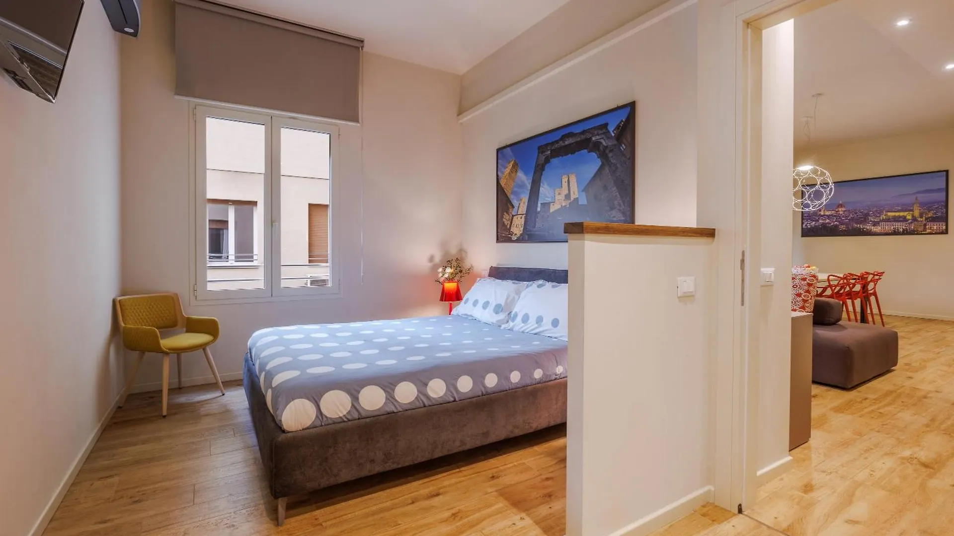 Lucy Florence Charming Modern Apartment Near Piazza Della Liberta 0*,  Italia
