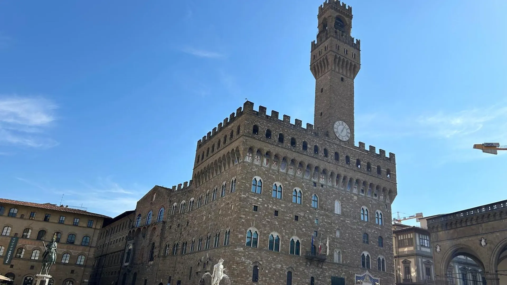 Lucy Florence Charming Modern Apartment Near Piazza Della Liberta Italia